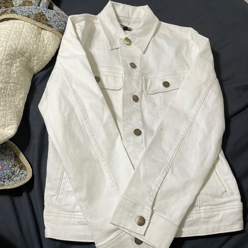 Lee white jean jacket small